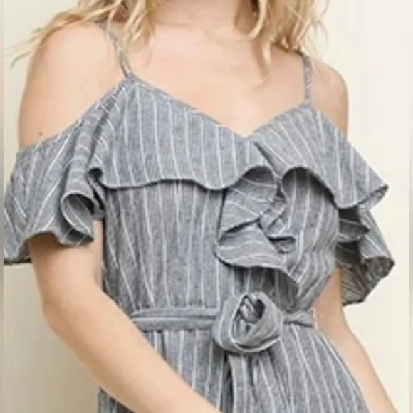 UMGEE - Gray & White Striped Cold-Shoulder Ruffle Jumpsuit - Picture 5 of 7